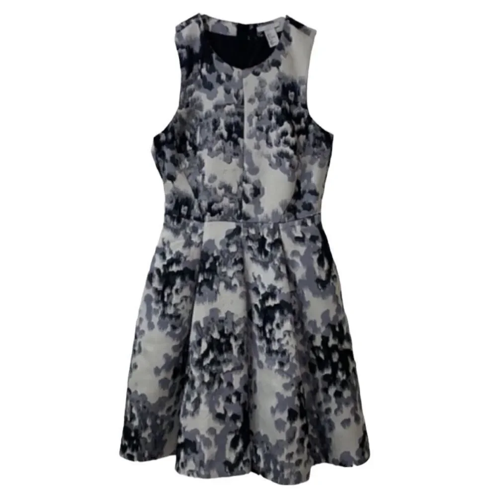 H&M Sleeveless Jacquard Weave Print Dress(Size 6)